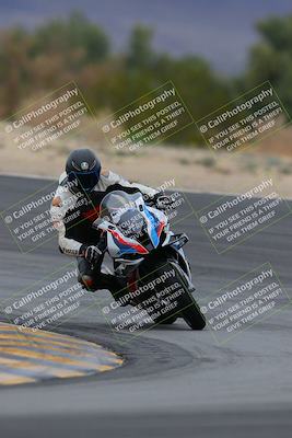 media/Jan-14-2023-SoCal Trackdays (Sat) [[497694156f]]/Turn 10 (1050am)/